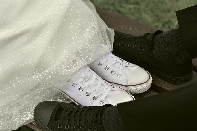 bride-and-groom-3183112_640 (1)